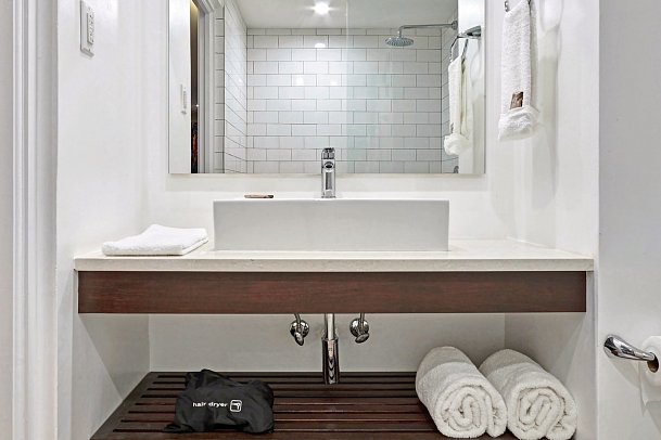 Butterfly Beach Hotel - Badbeispiel (Zimmercodierungen SD1, SD2 & SD3)