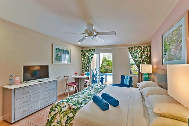 Butterfly Beach Hotel - Wohnbeispiel Deluxe Studio Poolview (Zimmercodierung SD2)