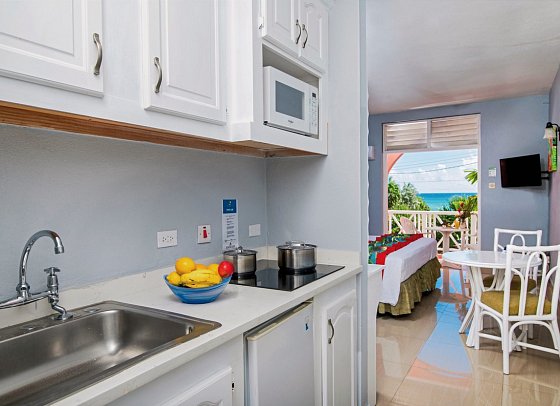 Dover Beach Hotel - Wohnbeispiel Studio Garden Pool View (Zimmercodierung SBG)