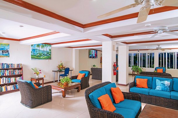 Dover Beach Hotel