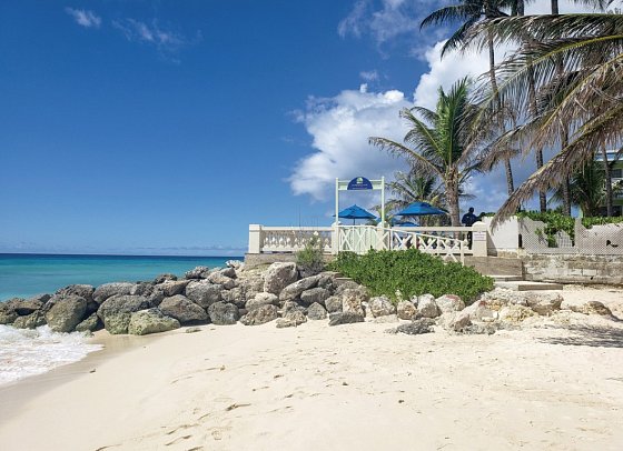 Dover Beach Hotel