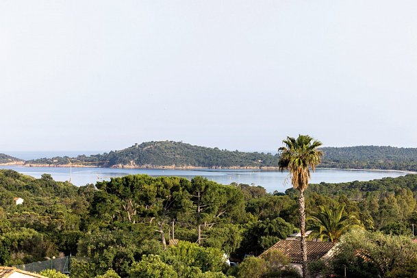 Les Regalia Hotel & Spa