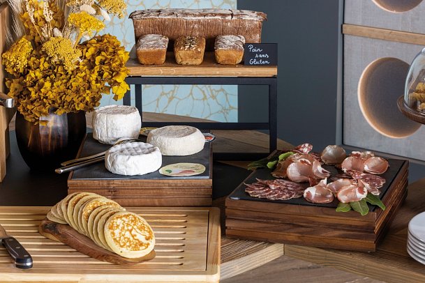 Les Regalia Hotel & Spa