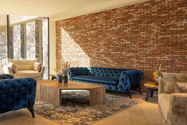 Les Regalia Hotel & Spa