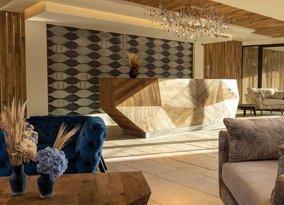 Les Regalia Hotel & Spa