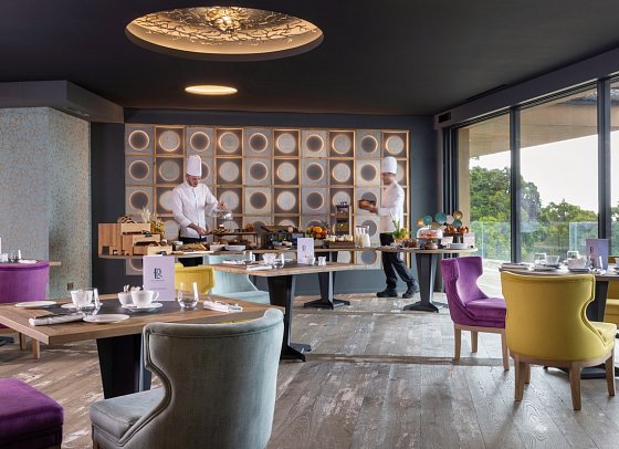 Les Regalia Hotel & Spa
