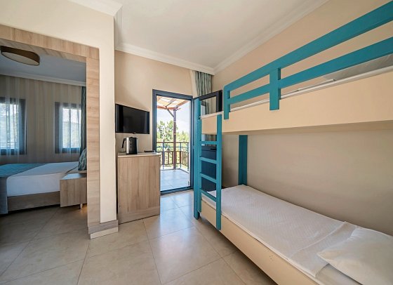 Bodrum Park Resort - Wohnbeispiel Familienzimmer Club Junior mit Etagenbett (Zimmercodierung FL1)