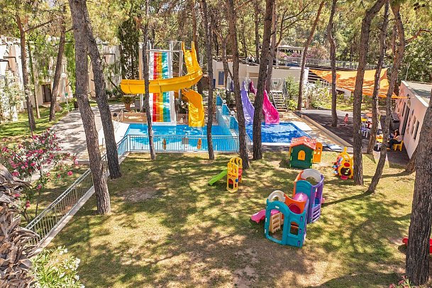 DoubleTree by Hilton Bodrum Isil Club Resort