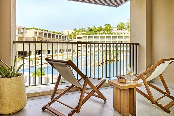 Hyde Bodrum - Wohnbeispiel Doppelzimmer General Admission King Poolblick (Zimmercodierung USP)