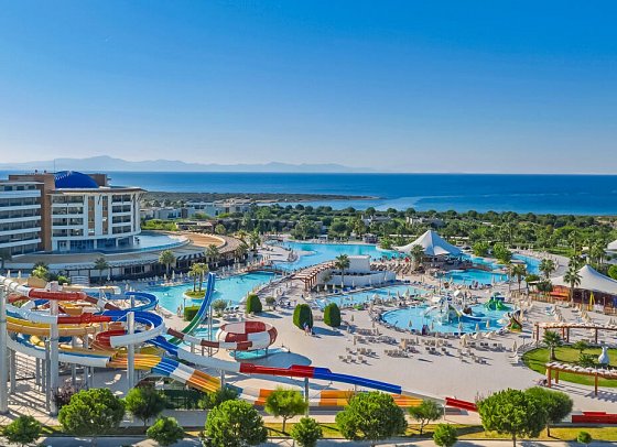 Aquasis De Luxe Resort & Spa