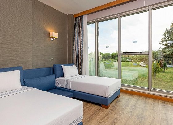 Aquasis De Luxe Resort & Spa - Wohnbeispiel Familienzimmer Economy (Zimmercodierung FE1)