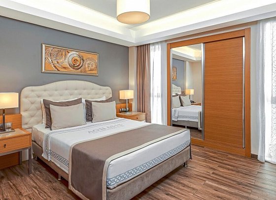 Aquasis De Luxe Resort & Spa - Wohnbeispiel Familienzimmer Lake House 2 Räume (Zimmercodierungen FD1 & FD2)