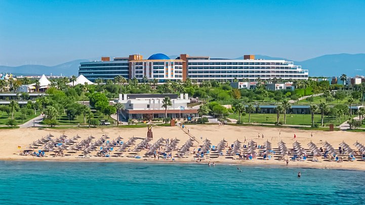 Aquasis De Luxe Resort & Spa