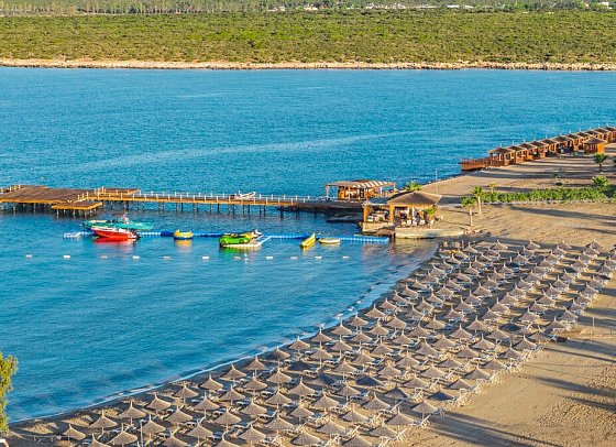 Aquasis De Luxe Resort & Spa
