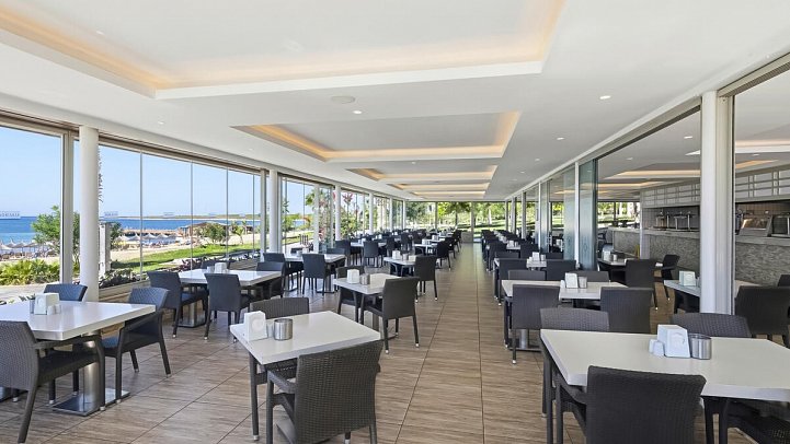 Aquasis De Luxe Resort & Spa