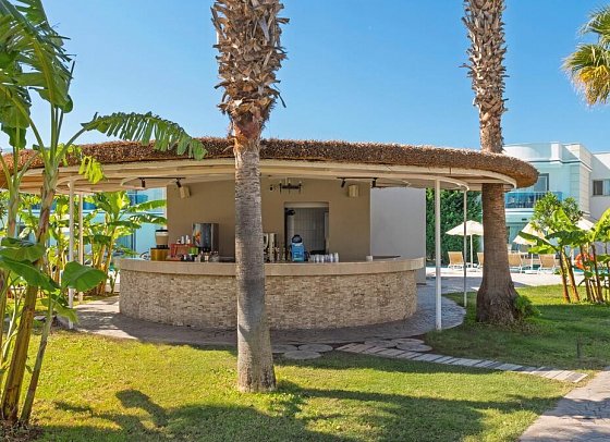 Aquasis De Luxe Resort & Spa
