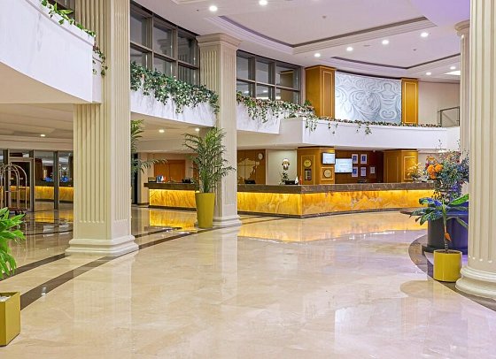 Aquasis De Luxe Resort & Spa