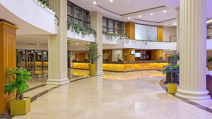Aquasis De Luxe Resort & Spa