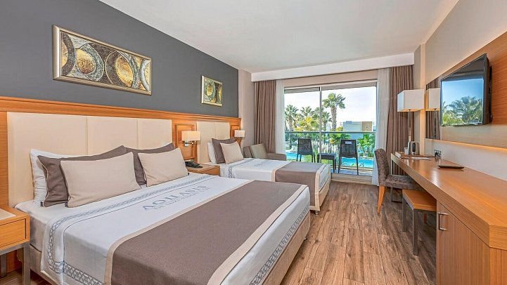 Aquasis De Luxe Resort & Spa - Wohnbeispiel Doppelzimmer Lake House Poolblick (Zimmercodierungen DBP & DCP)