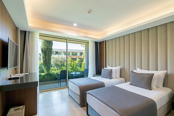 Vogue Hotel Supreme Bodrum - Wohnbeispiel Familienzimmer Garten Annex Connection (Zimmercodierung FB1)