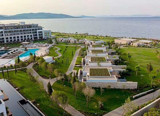 Bayou Anda Luxury Suites & Villas by Barut