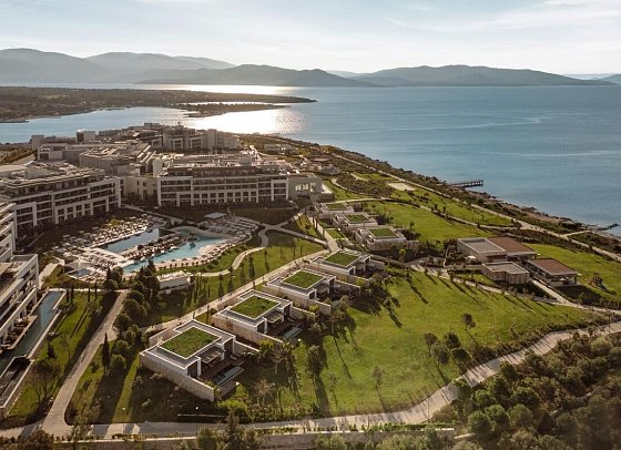 Bayou Anda Luxury Suites & Villas by Barut