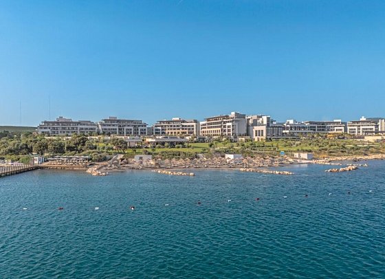 Bayou Anda Luxury Suites & Villas by Barut