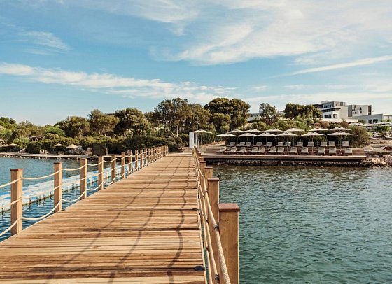Bayou Anda Luxury Suites & Villas by Barut