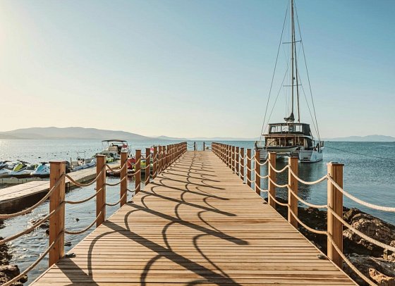 Bayou Anda Luxury Suites & Villas by Barut