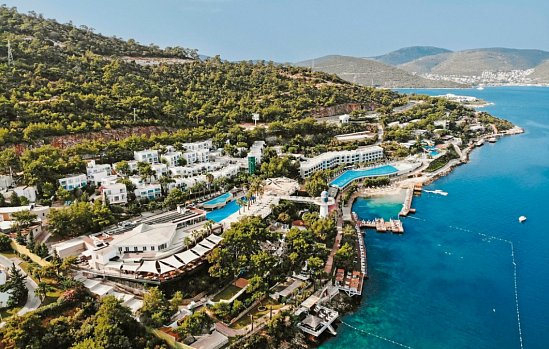 Blue Dreams Resort & Spa