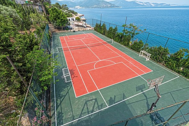 Blue Dreams Resort & Spa