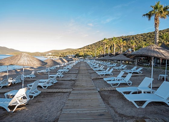 Latanya Park Resort