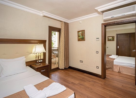 Latanya Park Resort - Wohnbeispiel Familienzimmer Club