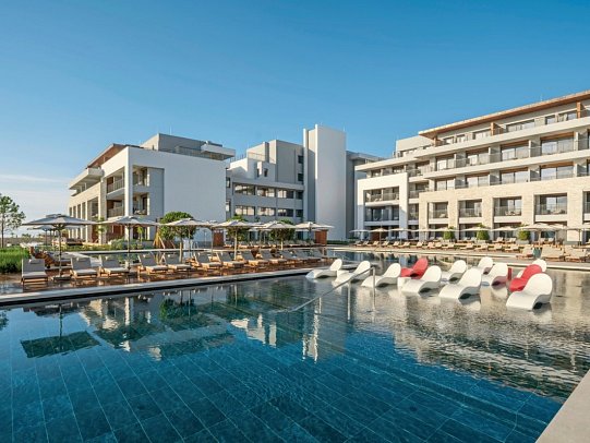 Anda Barut Collection