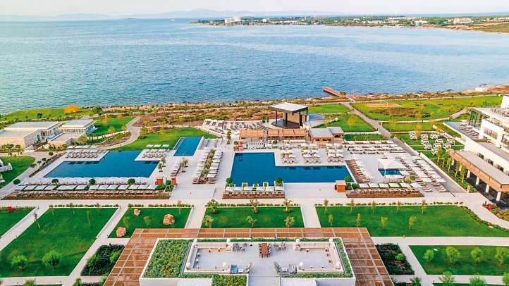 Anda Barut Collection