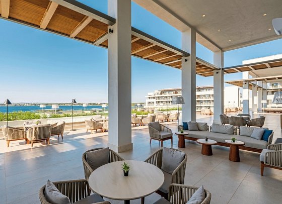 Anda Barut Collection