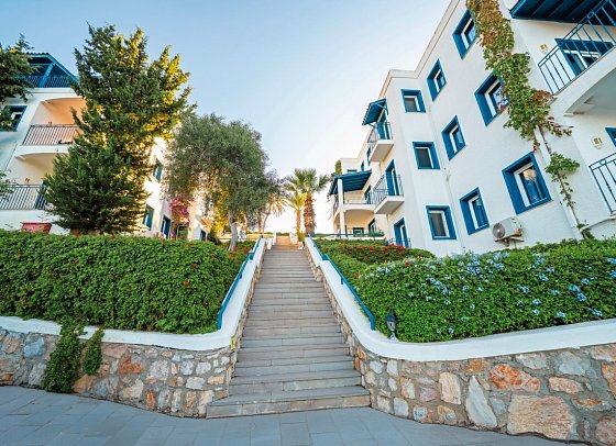 Bodrum Holiday Resort - Club Gebäude