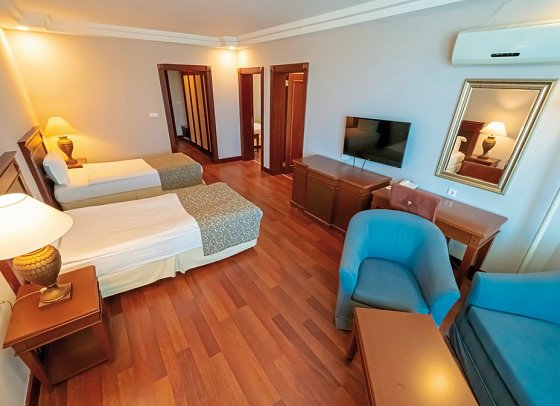 Bodrum Holiday Resort - Wohnbeispiel Grand Familienzimmer (Zimmercodierungen FB1 & FB2)