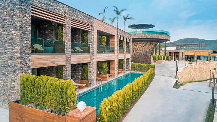 Lujo Bodrum - Wohnbeispiel Familiensuite Duplex Laguna (Zimmercodierungen MB1 & MB2)