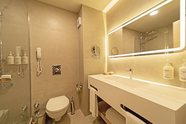 La Blanche Resort & Spa - Beispiel Bad (Zimmercodierungen DBL, DCL, DBM, DB1, FB1 & FB2)