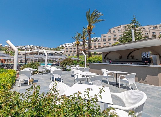Yasmin Bodrum Resort