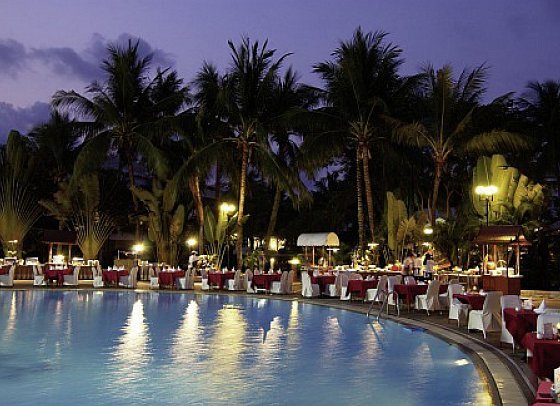 Novotel Rayong Rim Pae Resort Hotel