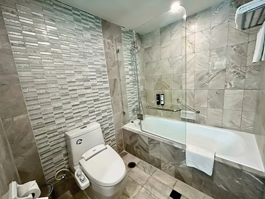 Rembrandt Hotel Bangkok - Wohnbeispiel Deluxe (Zimmercodierung UD1)