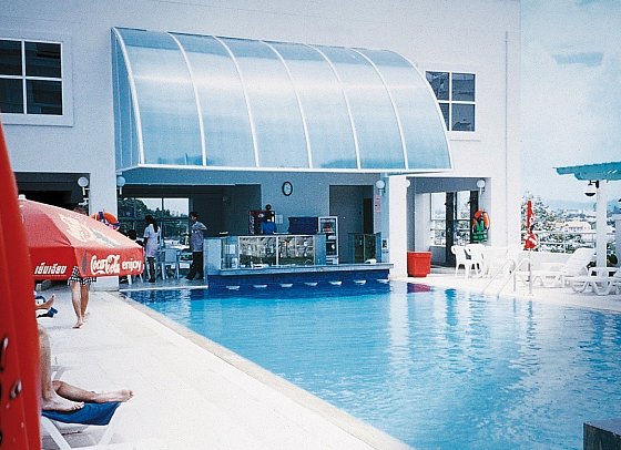 Flipper House