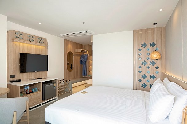 Jomtien Thani Hotel - Wohnbeispiel Deluxe Sea View (Zimmercodierung UDM)