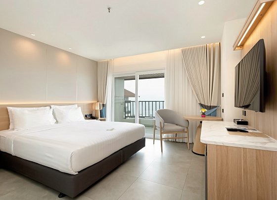 Jomtien Thani Hotel - Wohnbeispiel Deluxe Sea View (Zimmercodierung UDM)