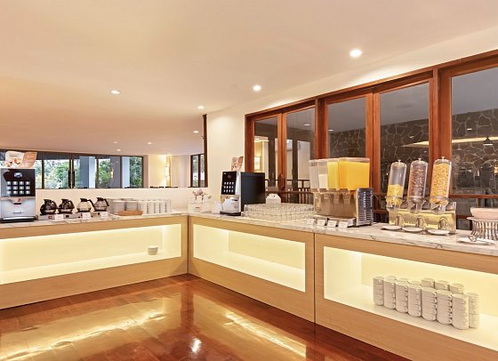 Jomtien Thani Hotel