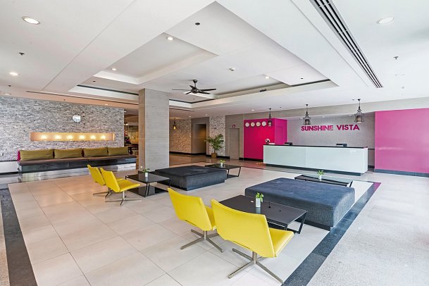 Sunshine Vista Hotel