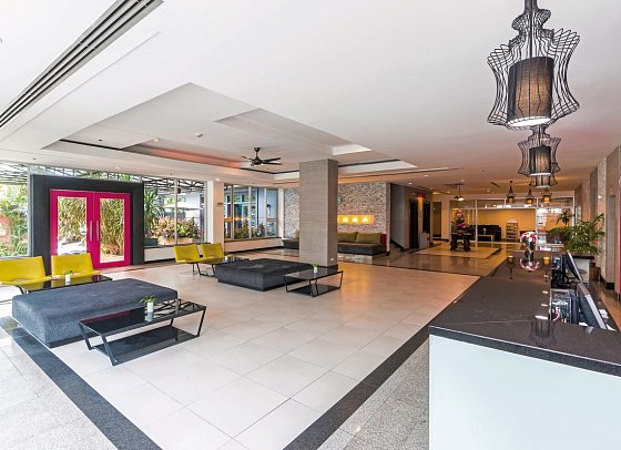 Sunshine Vista Hotel