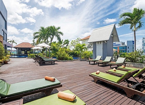Sunshine Vista Hotel